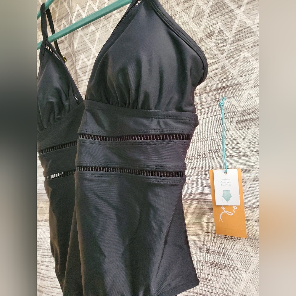 KONA SOL womens one piece swimsuit MEDIUM